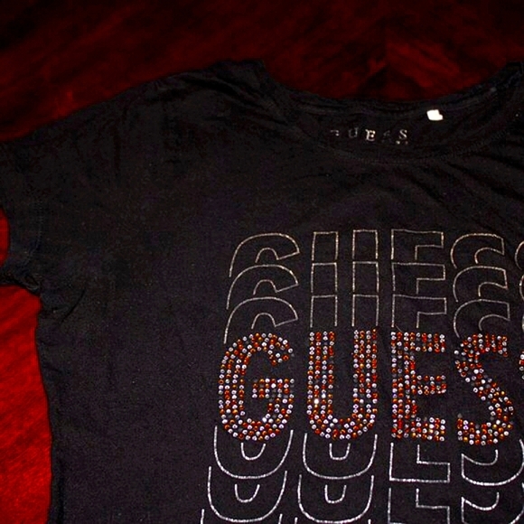 GUESS Black & Gold Logo Graphic Tee | Size M - Picture 4 of 5